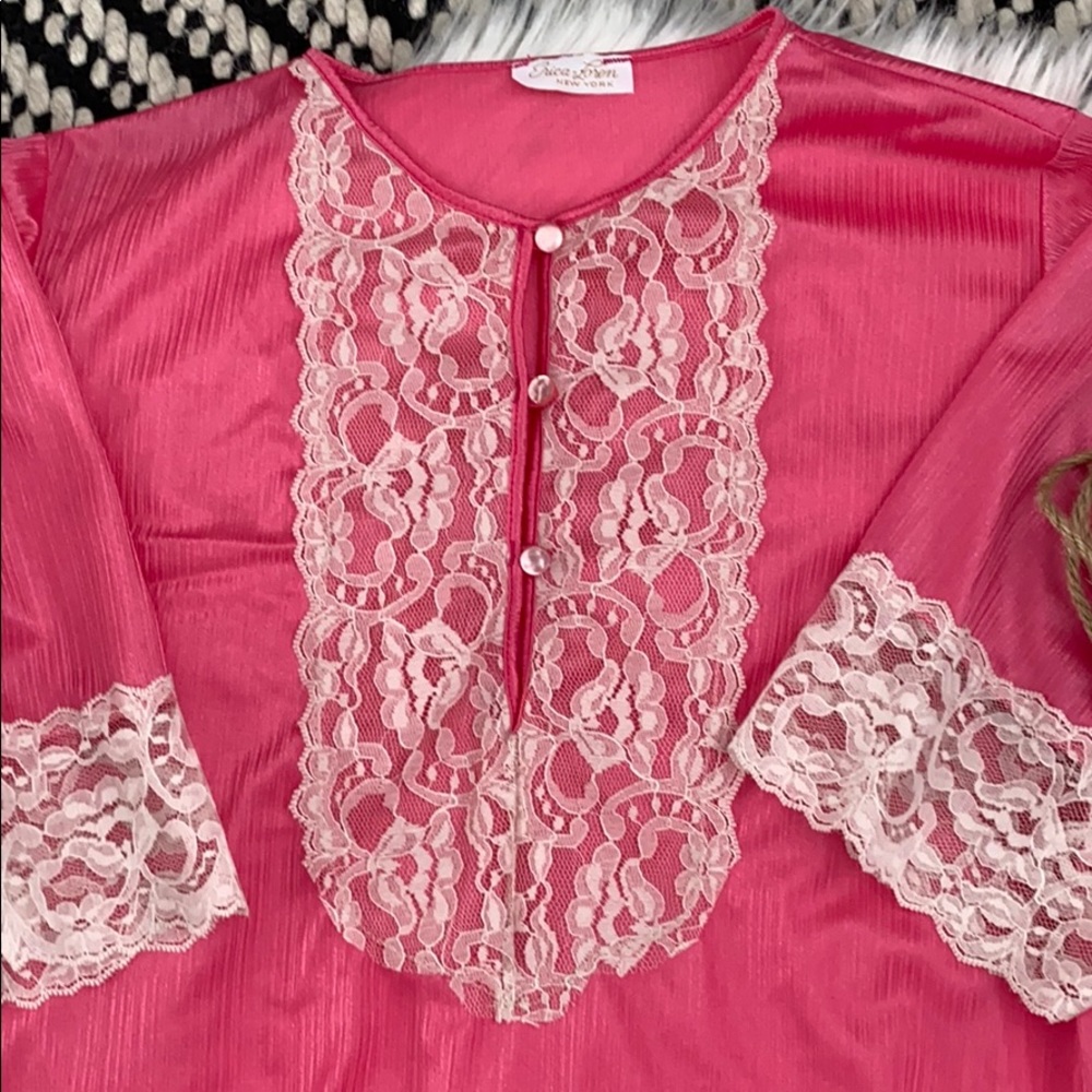 ‼️SOLD‼️True Vintage 1970’s Erica Loren lace nighty - Picture 2 of 6
